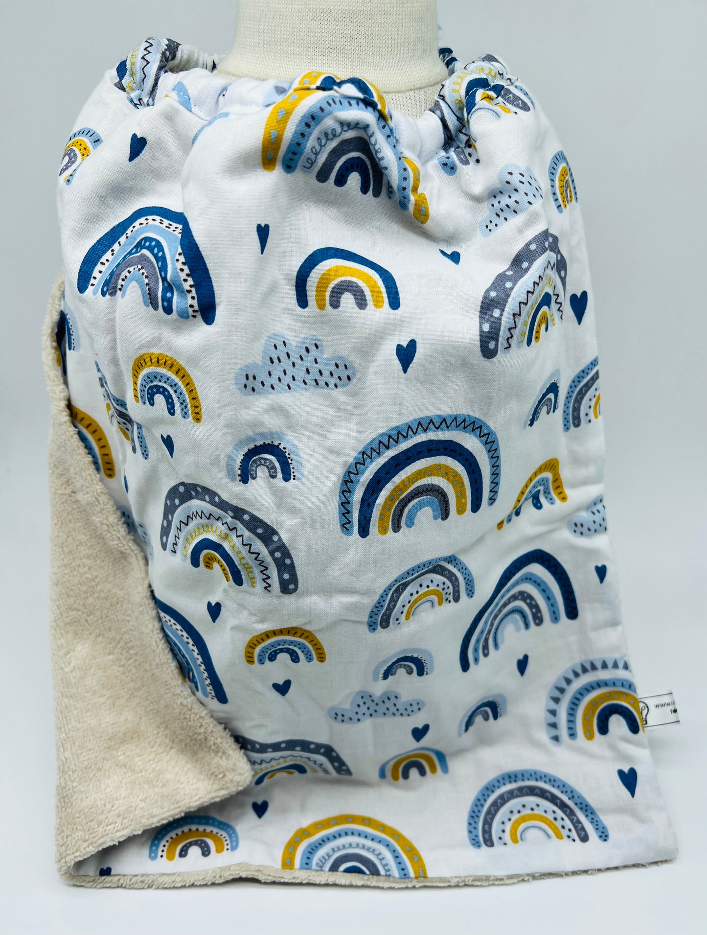 Serviette enfant avec élastique doublée éponge