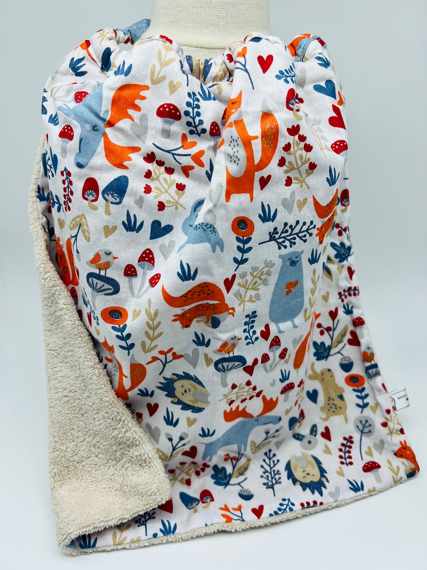 Serviette enfant avec élastique doublée éponge