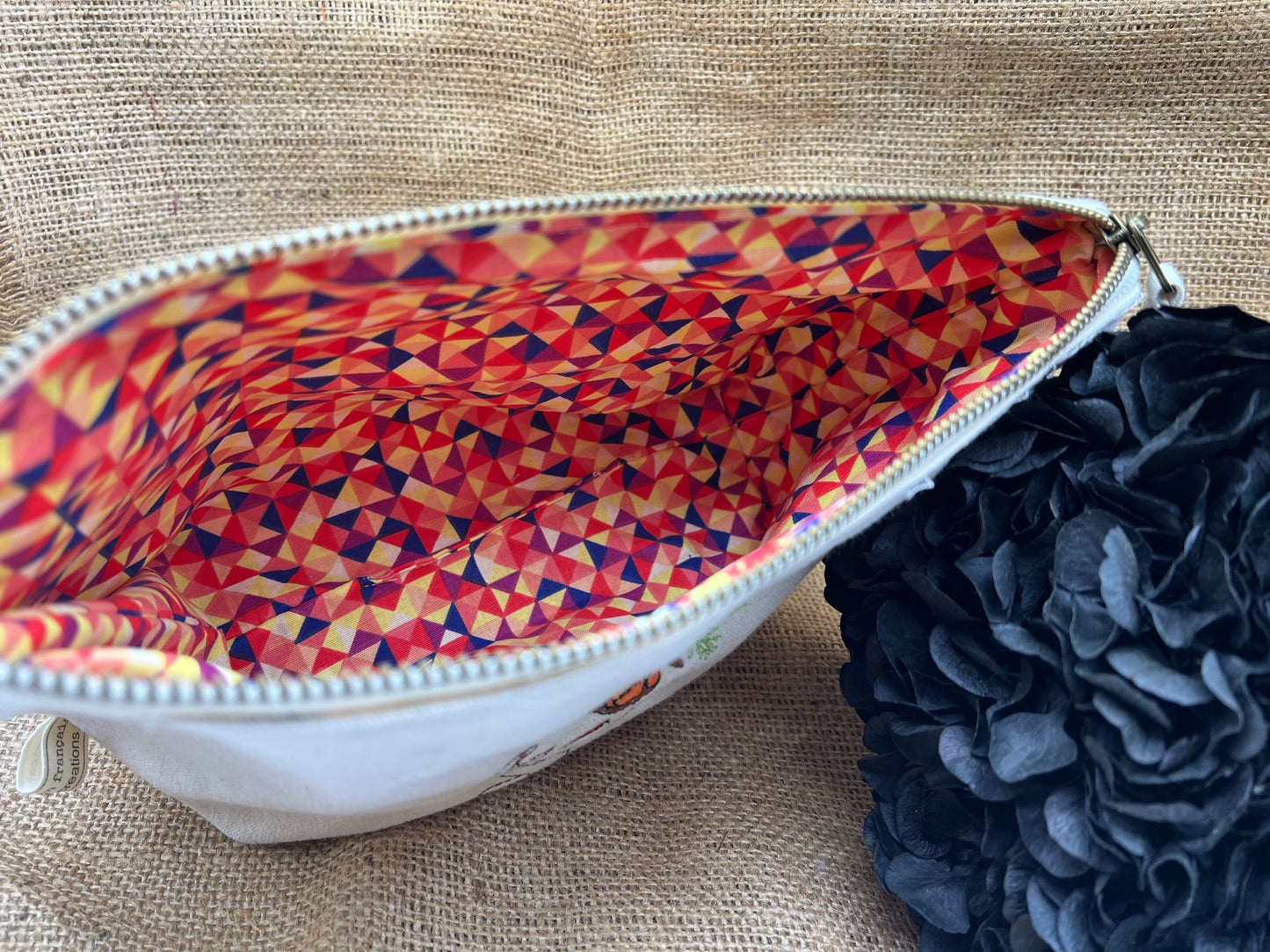 Trousse de toilette brodée