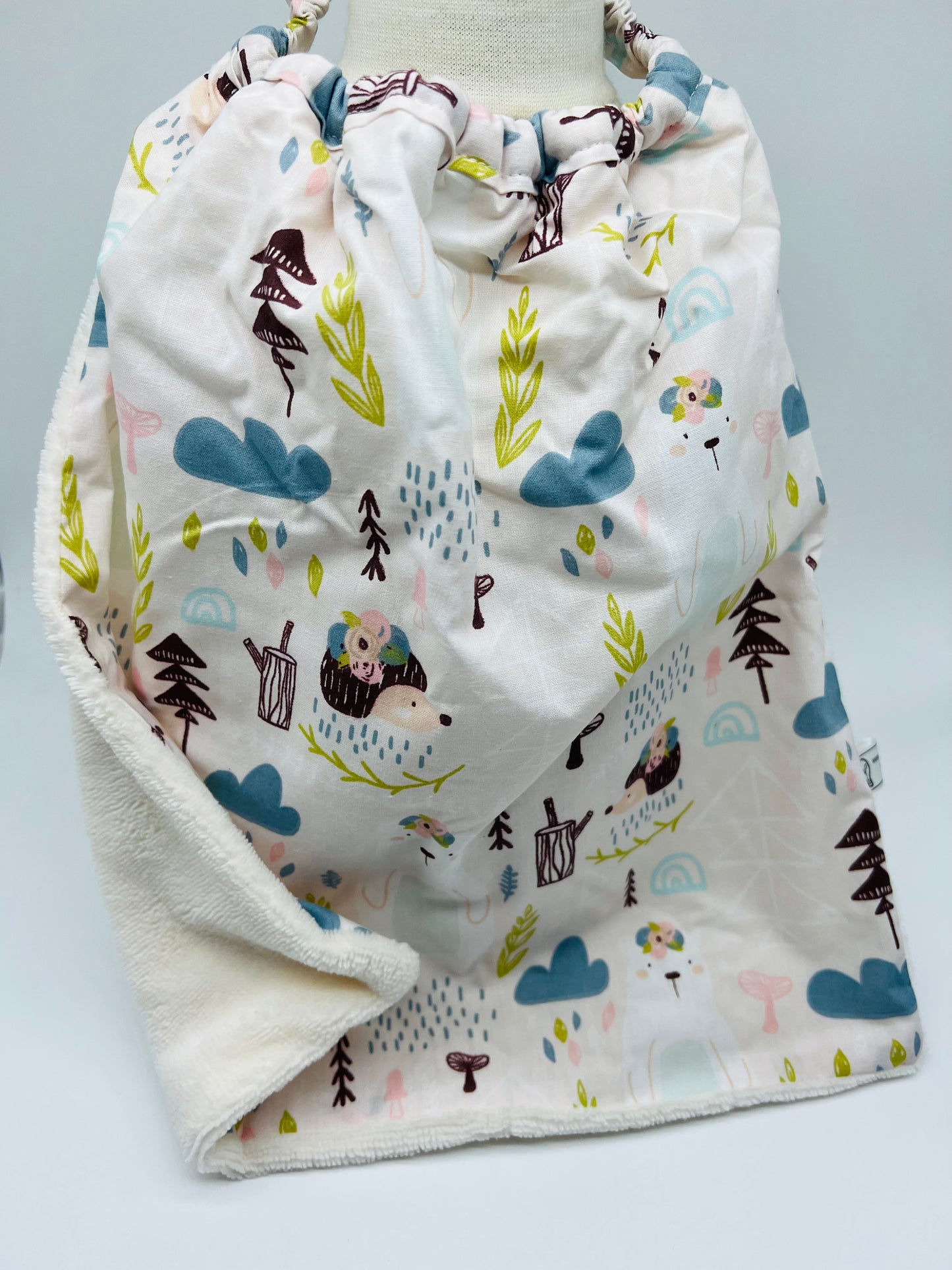 Serviette enfant avec élastique doublée éponge